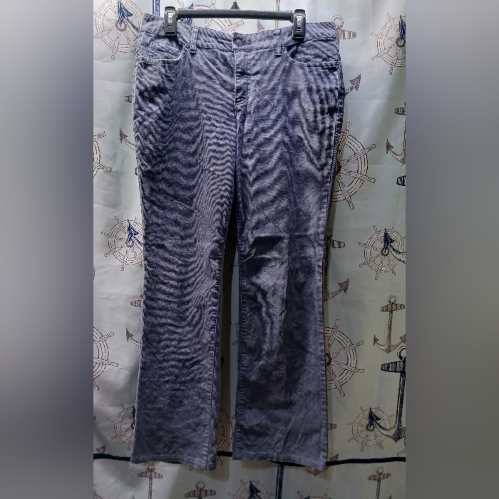 St.Johns Bay Corduroy Pants/ Size 10A / Straight Fit,Bootcut,Secretly Slender